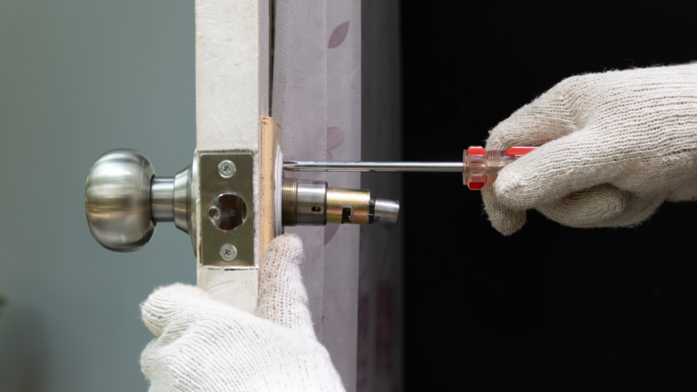 Professional Residential Locksmith in Oxford, CT – Your Safety Partner